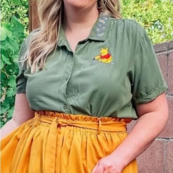 Disney Winnie The Pooh Floral Embroidered Tie Front Top Large - Picture 12 of 12